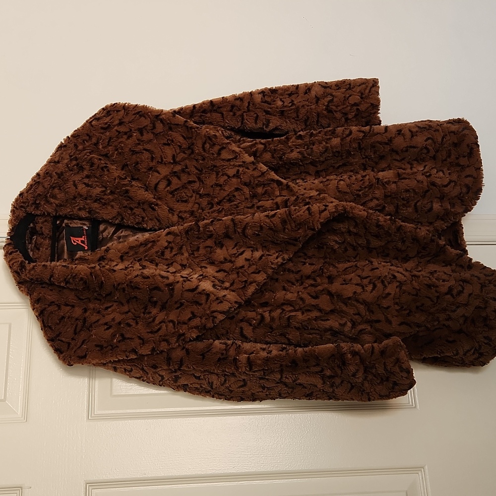 Adrienne Landau Brown Faux Fur Luxurious Oversized Coat Size Medium